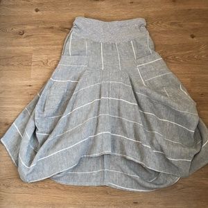 Like new Italian Boho linen skirt Sz M